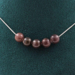 Pierres et Min&eacute;raux. Collier 5 perles Rubis de Mogok, Birmanie, Myanmar. Qualit&eacute; 2A 8 mm Collier femmes, hommes. Taille personnalis