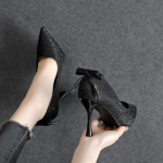 Kevadised ja s&uuml;gisesed uued litritega teravatipulised tikk-kingad naistele Bowknot &uuml;ksikud kingad, k&otilde;rged kontsad 34 must