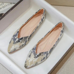 Suvemood Uued Pehme tallaga Madalad Kingad Retro Terava ninaga Kingad Lame Tr&uuml;kimustriga Elegantne Igap&auml;evane Naiste Kingad Mokassiinid Zapatos 35 must