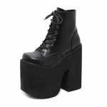Moodsad 17cm saapad naistele Moodsad mustad pahkluusaapad Punk stiilis S&uuml;gisesed Cosplay kingad K&otilde;rged kontsad Gooti platvormsaapad Bottes Femme 35 must