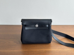 Cartier Mini Herbag 20 Uus stiil Ehtne nahk Naiste kott Veisenahk Moodne K&otilde;rgetasemeline disain &Uuml;he k&auml;epidemega kandekott Naiste kott 20cm