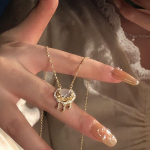 V&auml;ike kelluke Ruyi pikaealisuse lukuga kaelakee, naine, lihtne ripats, kaelakeed, t&uuml;drukute pidu ehted, p&uuml;hadekingid