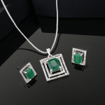 Atraktiivne Estele roodiumkattega CZ roheline kristallist ripatsikomplekt naistele