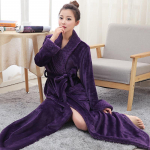 Mehed ja naised sama l&otilde;iguga hommikumantel Paksendatud pikk mantel Pika l&otilde;ikega hommikumantel vabaaja mugavad pidžaamad M lilla