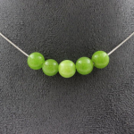 Pierres et Min&eacute;raux. Collier 5 perles P&eacute;ridot 8 mm Chaine en acier inoxydable Collier femmes, hommes. Taille personnalisable.