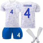 22/23 Prantsusmaa v&otilde;&otilde;rsil Jalgpallis&auml;rkid L&uuml;hikesed p&uuml;ksid Sokid Komplekt Uus hooaeg &Scaron;ortsid Sokid T&auml;iskasvanute Suurused Komplektid S