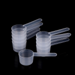 10 tk 40 ml 20 g lameda p&otilde;hjaga m&otilde;&otilde;telusikas skaalaga l&auml;bipaistvast plastikust k&ouml;&ouml;gik&uuml;psetusm&otilde;&otilde;duga lauan&otilde;ud