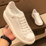 Uued suvised mustad hingavad meeste kingad krokodillimustriga, jooksmiseks, vaba aja veetmiseks, spordiks, skate kingad, naturaalsest veisenahast pehme tallaga kingad A3 38 valge