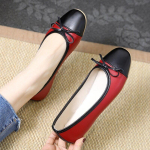 Moodsad kingad naistele 2024 &Uuml;mar nina Armas Madal konts Elegantne Naiste Suvised Jalatsid Valge Punane Liblikuga Mokassiinid Kawaii Korea stiil E 40 black