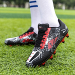 32&ndash;45 meeste/naiste madalad tossud pikad naastjalgpallijalatsid Kunstmurust laste tossud jooksujalatsid 45