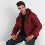 NewBang Brand Kerge meeste kapuutsiga sulejope Ultra kerge sulejope Meestele kaasaskantav tuulekindel soe mantel Parka Man M