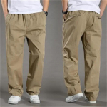 Suvised suures suuruses meeste laia s&auml;&auml;rega p&uuml;ksid, mitme taskuga kombinesoonid, sirged vabaaja p&uuml;ksid v&auml;litingimustes, vabad spordip&uuml;ksid XXXXL khaki