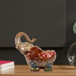 - Figuur keraamiline skulptuur kommin&otilde;u ehted organiseerija meisterdanud Fengshui ornament kontorilauale Male