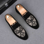 Uued meeste tr&uuml;kitud tikandiga seemisnahast madalad kingad Oxfords Zapatos De Novio Meeste peo pulmakleit Formaalne ballikingad 38