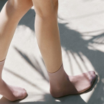 EAU CLAIR Suvised siidised sokid LIGHT KHAKI_FREE