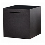 Rahakast on valmistatud kvaliteetsest vastupidavast metallist, see kokkuhoid kaitseb teie kaevu ja muudab selle hoidmise lihtsaks. Sellest v&auml;lja saamiseks v&otilde;ite ainult puruneda S