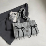 H&otilde;bedased Big Bow Pu-nahast &otilde;lakotid naistele 2024. aasta suvetrendi disainerite moe k&auml;ekotid ja rahakotid Trend-k&auml;ekott hall/h&otilde;be