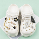 Kingav&otilde;lu DIY Pins Glitter Love Bear Uudsus Armas kaunistuslukk Hole Kingade jaoks Amulettide komplekt Aksessuaarid Lapsed Poiss T&uuml;drukutele Kingitus