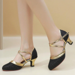 Naiste s&auml;delevad D'Orsay ladina tantsukingad ristsaelaadse pandlaga rihmaga, paksu keskmise kontsaga, k&otilde;ikidele riietele sobivad kleidi tantsupumbad 35 must