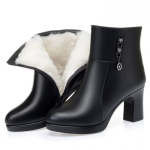 Naiste puuvillased kingad S&uuml;gis/talv hooaeg Pehme nahk Keskk&otilde;rge kontsaga Fliisvoodriga poolsaapad Naiste puuvillased saapad, mustad &uuml;mara peaga 40