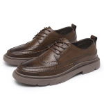 K&auml;sitsi valmistatud Brogues Style ehtsast nahast meeste kingad Mugavad vabaaja nahast kingad Mokassiinid Meeste jalan&otilde;ud 45