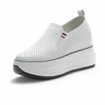 Uus Saabumine Kevad Suvi Ehtsast Nahast Kingad Naiste Mood Tossud K&otilde;rgust Suurendavad 8cm Valged Kingad Paksu Tallaga D125 4 valge