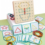 Puidust geomeetria pusle-k&uuml;&uuml;nelaua graafika geomeetriline loominguline matemaatika Montessori m&auml;nguasi laste alushariduse jaoks