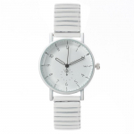 Naiste mood elegantsed kvartskellad originaalse disainiga vabaaja naiste k&auml;ekellad, parimad kingitused naisele must