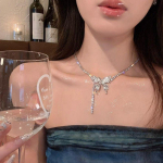 L&auml;ikiv Full Butterfly Choker kaelakee naistele Luksuslik h&otilde;bedase v&auml;rviga Blingi rangluu kett kaelakee ehted