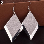 Elegantsed naised Lady Rhombus Dangle Ear Hook K&otilde;rvar&otilde;ngad &Otilde;htupeo Ehted kuld