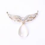 &Uuml;lepakutud Inglitiivad Teemant Kassisilmakivi Pross Naistele - Stiilne J&otilde;ulukink kuld