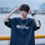 Uus l&uuml;hikeste varrukatega T-s&auml;rk meestele suvel, Korea stiilis trend, lihtne poolvarrukatega topp, Hongkongi stiilis vaba vabaaja br&auml;ndi T-s&auml;rk M must