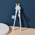 Algajatele m&otilde;eldud s&ouml;&ouml;gipulgad, mida on lihtne kasutada, lapsed &otilde;ppivad s&ouml;&ouml;gipulgad Armsad multifilmid, l&otilde;busad &otilde;ppimisabilised, lauan&otilde;ud roosa