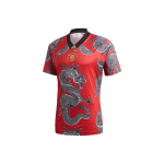 Adidas CNY seeria Manchester Unitedi m&auml;lestusdraakoni l&uuml;hikeste varrukatega T-s&auml;rk Meeste &uuml;laosad Punane FU1323 XL