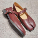 Niche split-toe kingad naiste tabi uus retro &uuml;henupuline sea jalad Mary Jane kingad madala tallaga madalad &uuml;hed kingad mokassiinid 35 burgundiapunane