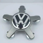 VW Uus 4 tk 135 mm Viieharuline Auto Ratta Kesk kate Rummu katted Embleem logo 8R0601165 4F0601165N Volkswageni VW Autotarvikutele