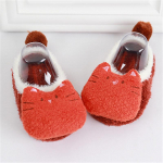 Puuvillased beebisokid j&otilde;ulusokid vasts&uuml;ndinule kingituseks loomapartii libisemisvastased sokid lapsele poisile t&uuml;drukule S roosa