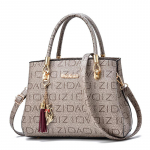 Uus mitmek&uuml;lgne moodne naiste &otilde;lakott Crossbody kott