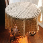 Heegeldatud pitsist v&auml;ljal&otilde;igatud laudlina &Ouml;&ouml;kapi TV K&uuml;lmkapi Dekoratiivkate Off-white narmasserv Ruudukujuline lauakate 50x50cm 1pcs