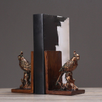 2 t&uuml;kki papagoi raamatuotsi raamatutugesid praktiline kodukujundus, lauaplaadi hoidjad jaoks