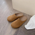 Uued Naiste sussid Suletud varvas &Uuml;mar varvas Suede Klotsid Sandaalid S&uuml;gis Uus Retro &Uuml;hev&auml;rvilised Lameda tallaga Naiste Slingback kingad 35