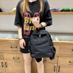 Kerge kahekordse &otilde;larihmaga seljakott K&otilde;rgekvaliteediline v&auml;hemusrahvusest Korea veekindel v&auml;litingimustes hingav nailonkangast kott Height 33 * Width 28 * Thickness 13CM