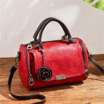 V&auml;ike kott Bostoni mood padjakott Naiste kott mood k&auml;ekott Crossbody kott 26x12x17cm punane