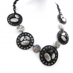 NOA [H9049] &ndash; disainerkaelakee 'Carmen' hall must hall