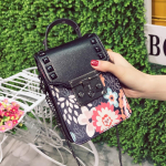 Naiste kott Personality Rivet Mobiiltelefonikarp V&auml;ike kott Wild Mini Diagonal kott 12cm*5cm*17cm must