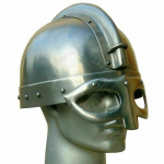 18-m&otilde;&otilde;tmeline terass&otilde;dalase keskaegne varajasep&otilde;hja kiiver Gjermundbu kost&uuml;&uuml;m