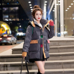 Talvine moekas v&auml;rviplokist lahtiselt liibuv kapuutsiga puuvillane mantel talveks S hall