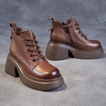 2024. aasta kevad ja s&uuml;gis, uued nahast, paksu p&otilde;hjaga saapad, naiste mood, retro-k&otilde;rgust suurendavad l&uuml;hikesed saapad, naiste 37 pruun