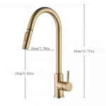 Harjatud kullaga k&ouml;&ouml;gisegisti kraanikauss, allat&otilde;mmatav pihusti, p&ouml;&ouml;rlev tila segisti kraan kuld