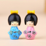 6 tk segatud v&auml;rvilised Jaapani kimono t&uuml;drukute v&otilde;tmehoidja plastikust multifilmi nuku k&auml;em&auml;nguasjade tarvikud 6pcs
